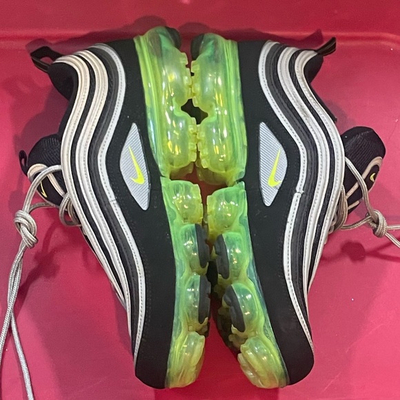 Nike Air Vapormax Silver and Black main image 4